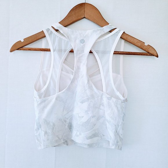 Lululemon Break Free Crop Mesh Tank Top in Jasmine White Multi Floral Size 2 - Picture 6 of 7